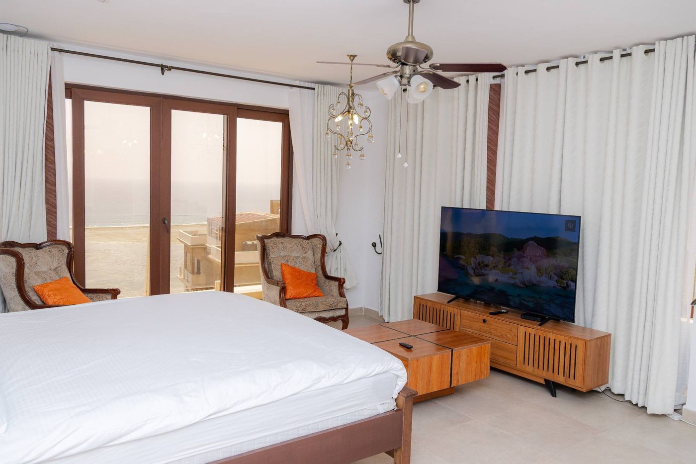 Kikambala Penthouse 4BR Ocean Views photo 11