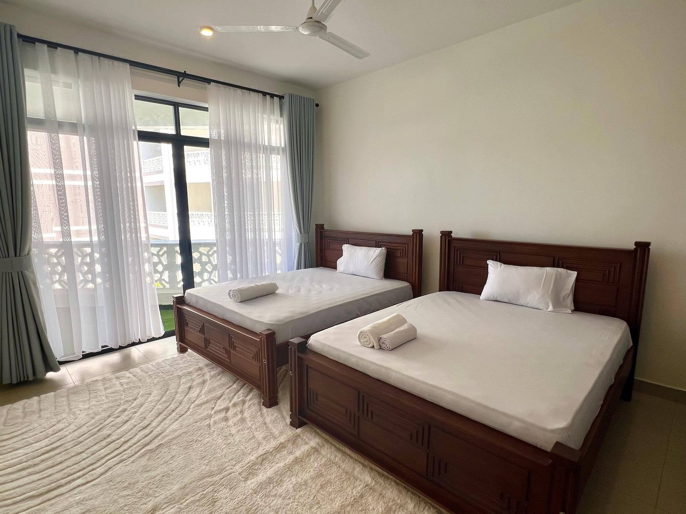 Nyali Beachfront 2-Bedroom photo 3