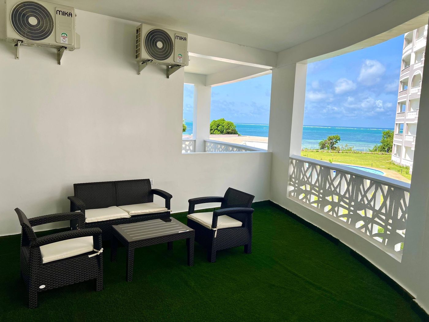 Nyali Beachfront 2-Bedroom photo 4