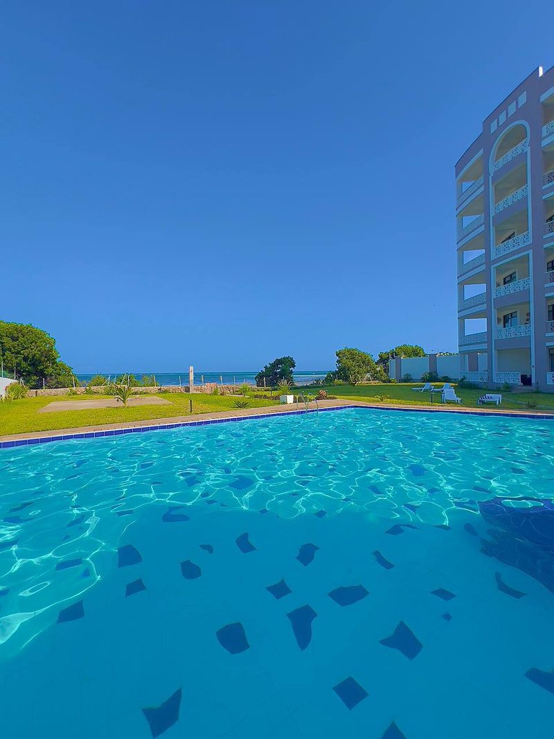 Nyali Luxurious Beachfront 1-Bedroom photo 1