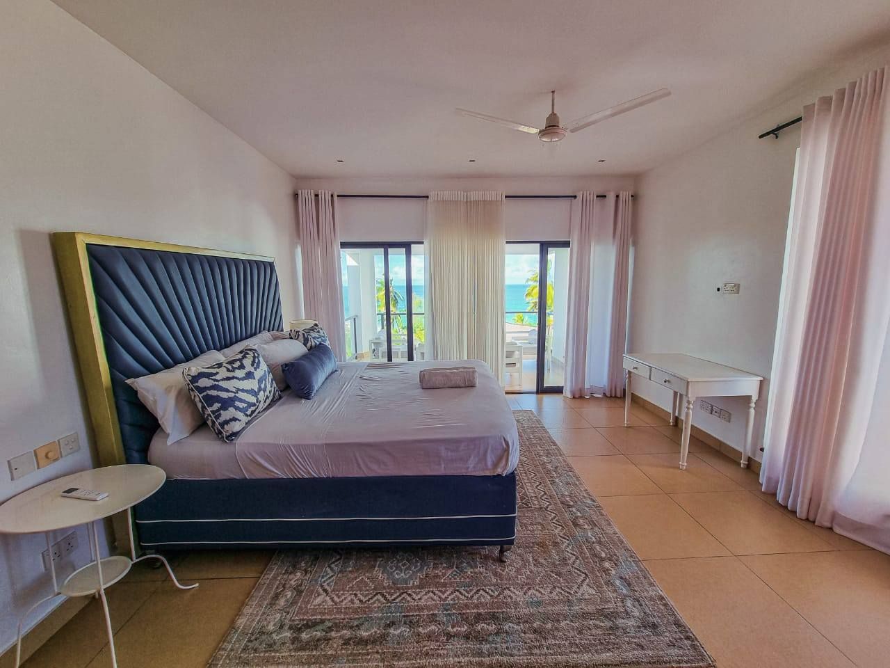 Bamburi Beachfront Penthouse 3BR photo 5