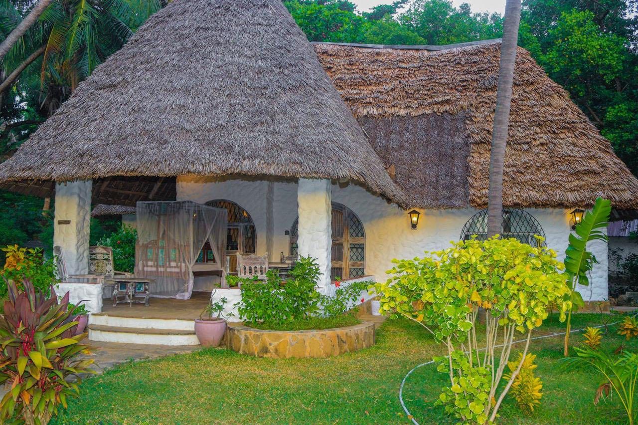 Mtwapa Creekfront 2-Bedroom Cottage photo 11