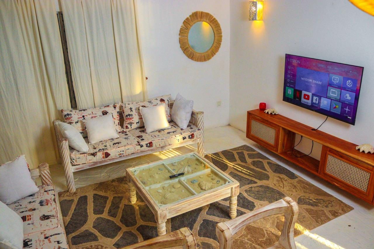 Mtwapa Creekfront 2-Bedroom Cottage photo 9
