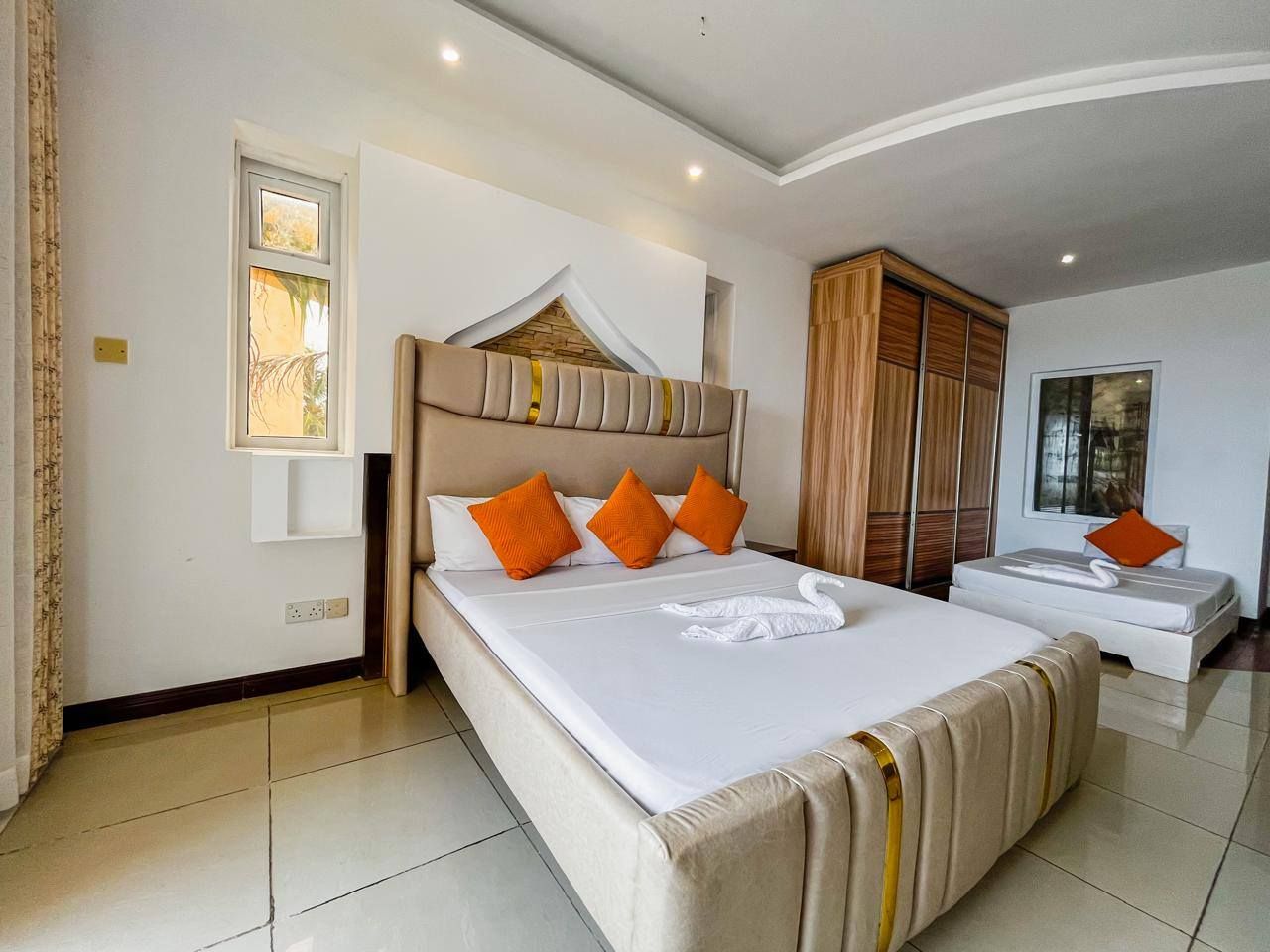 Shanzu 1-Bedroom Beachfront photo 3