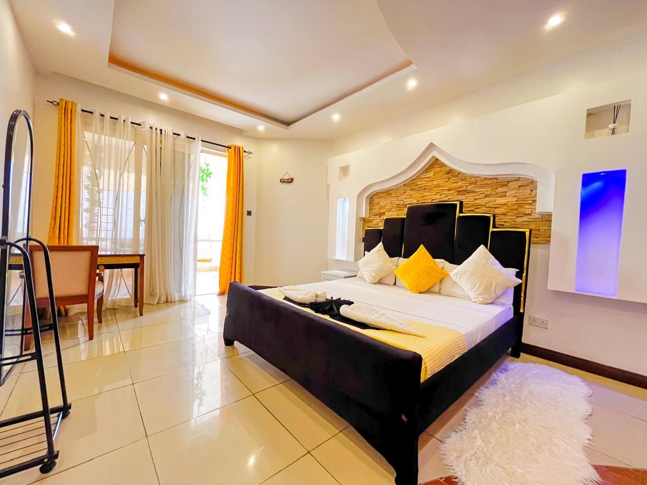 Shanzu Penthouse 2-Bedroom photo 5