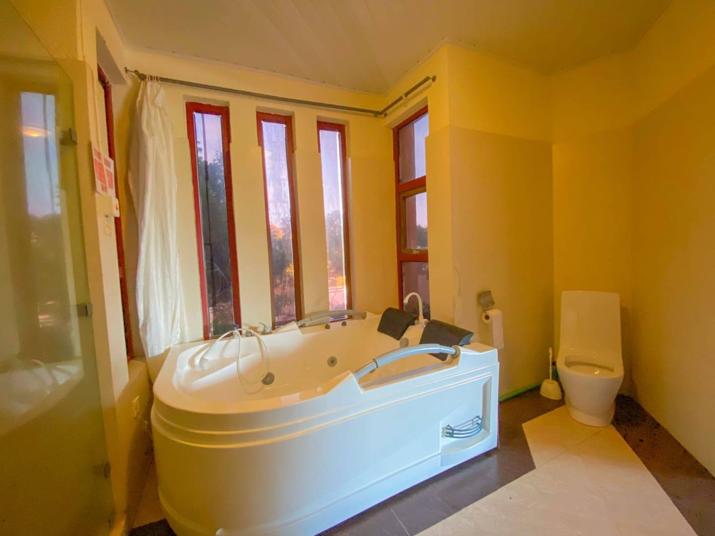 Shanzu Beachfront 3-Bedroom photo 10