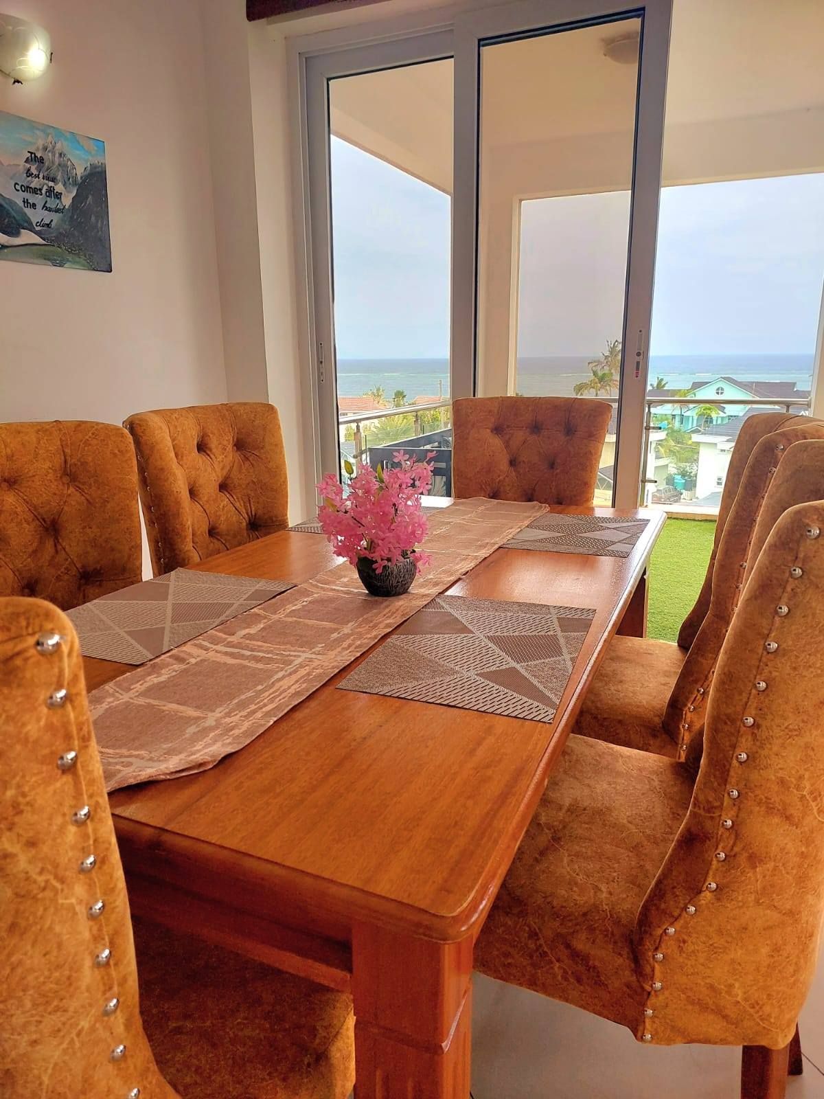 Nyali Stunning 4-Bedroom Sea View photo 4