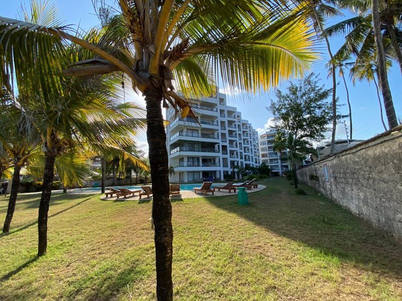 Bamburi Beachfront 3-Bedroom photo 1