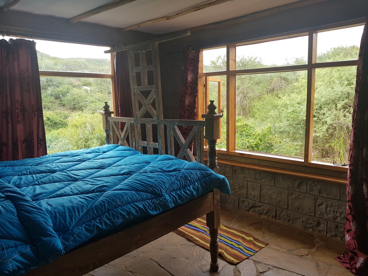 Olelek Ranch House – A Log Cabin in the Bush – 7BR — photo 13
