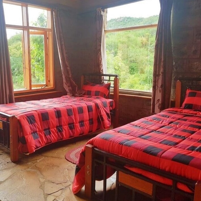 Olelek Ranch House – A Log Cabin in the Bush – 7BR — photo 15