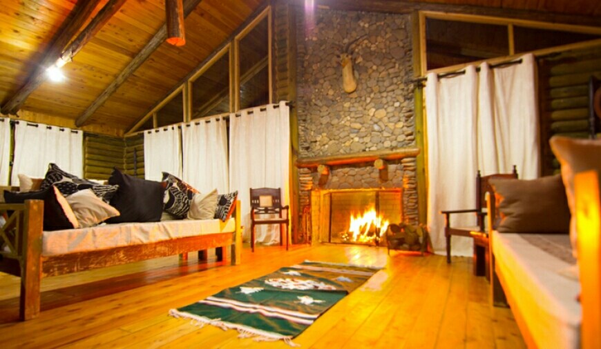 Olelek Ranch House – A Log Cabin in the Bush – 7BR — photo 3
