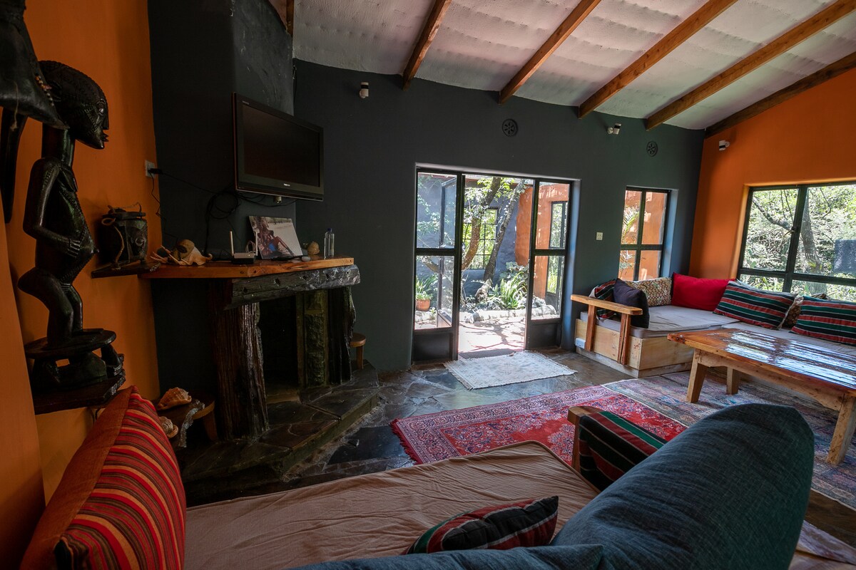 The Buffalo 3BR Cottage — photo 1