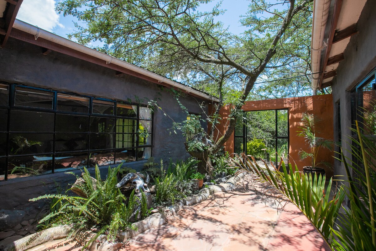 The Buffalo 3BR Cottage — photo 2