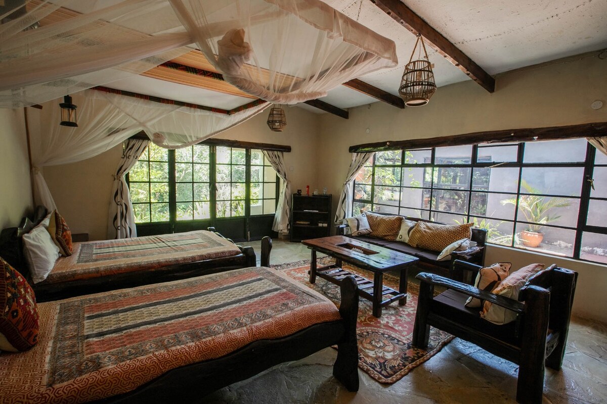 The Buffalo 3BR Cottage — photo 4