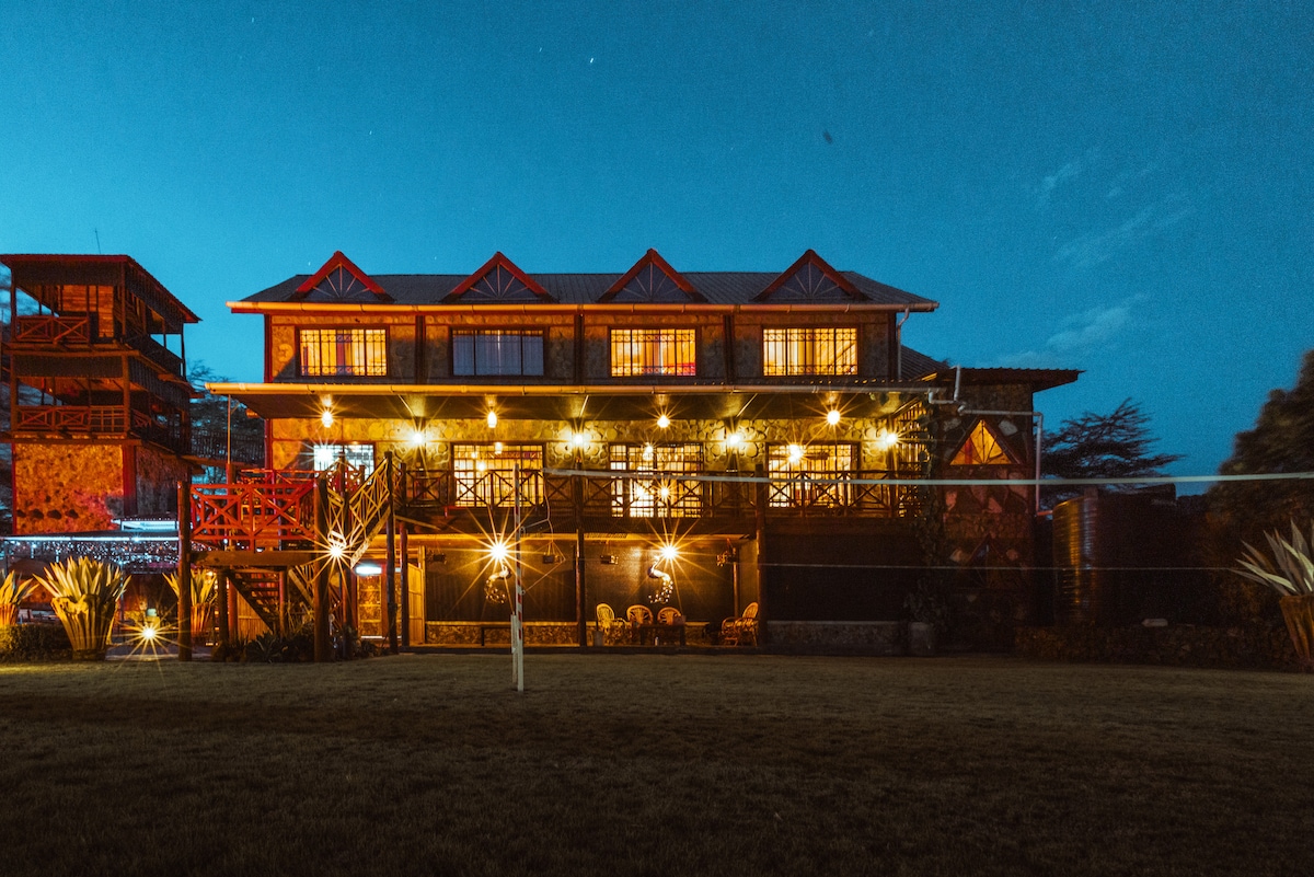 Lake Log House | 4BR, Elementaita photo 1