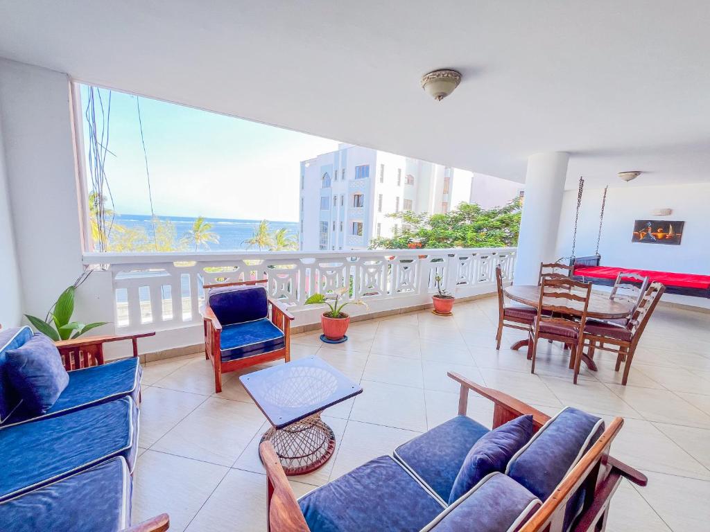 Ocean Balcony Apartment | 2BR, Shanzu photo 3
