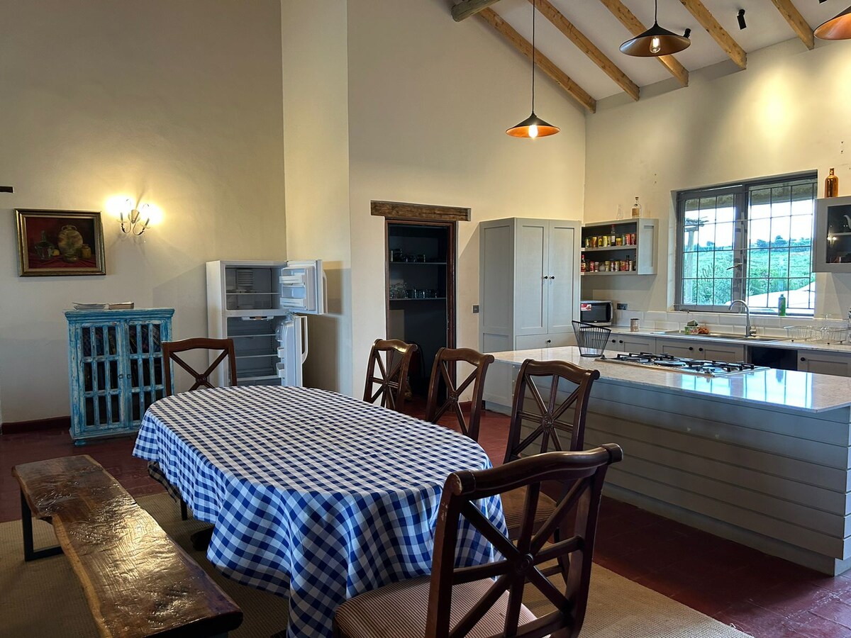The Annex 4BR Mansion with a Private Pool and Amazing Views — photo 10