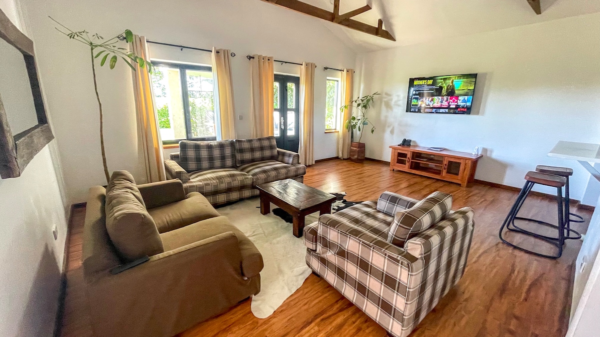 The Cabin 2BR Villa — photo 3