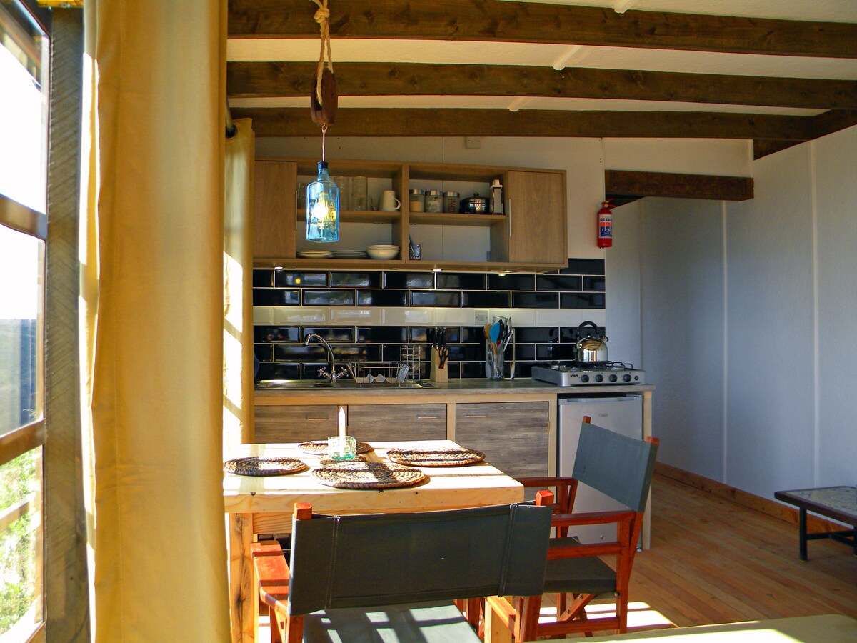 The Dow – Unique Getaway on Champagne Ridge – 1BR — photo 8