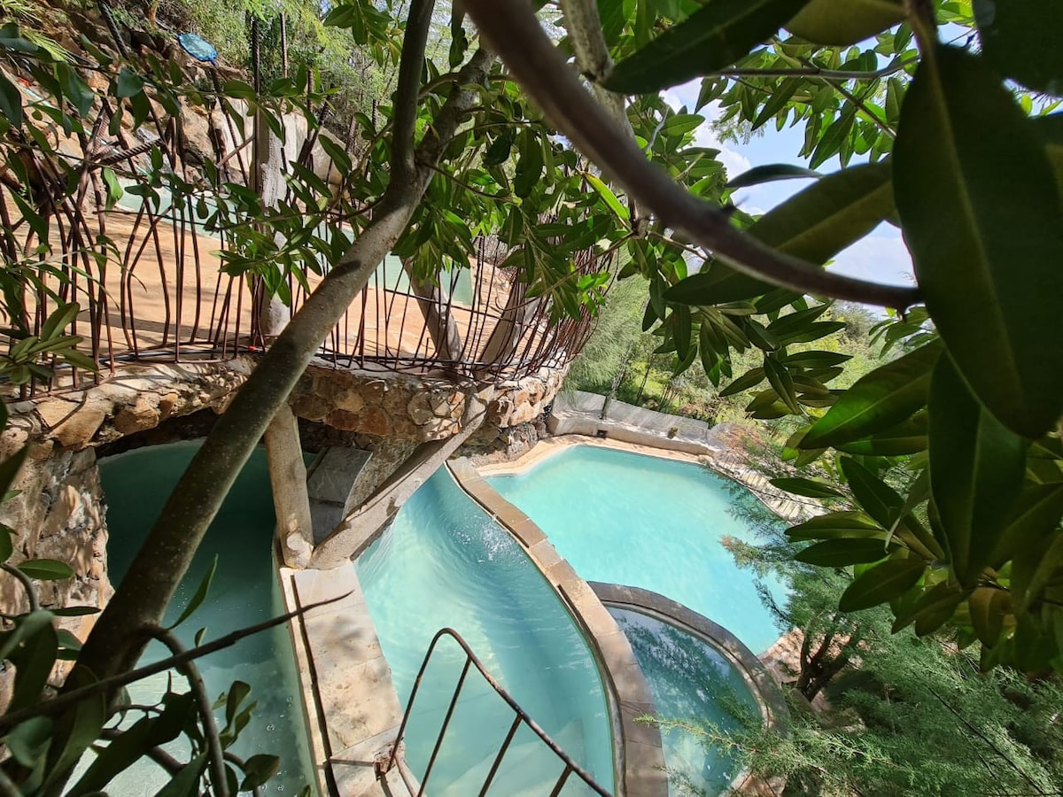 Underground Cave – 1BR, with a Pool — photo 3