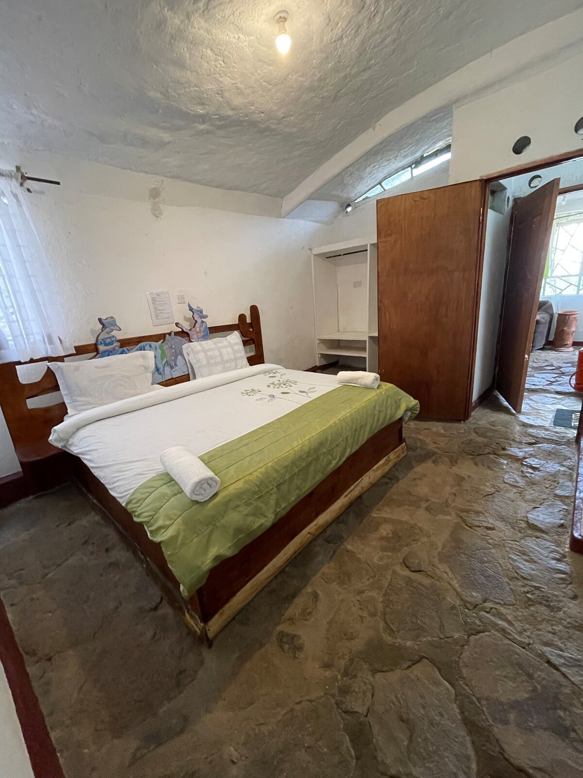 Underground Cave Small – 1BR, with a Pool — photo 14