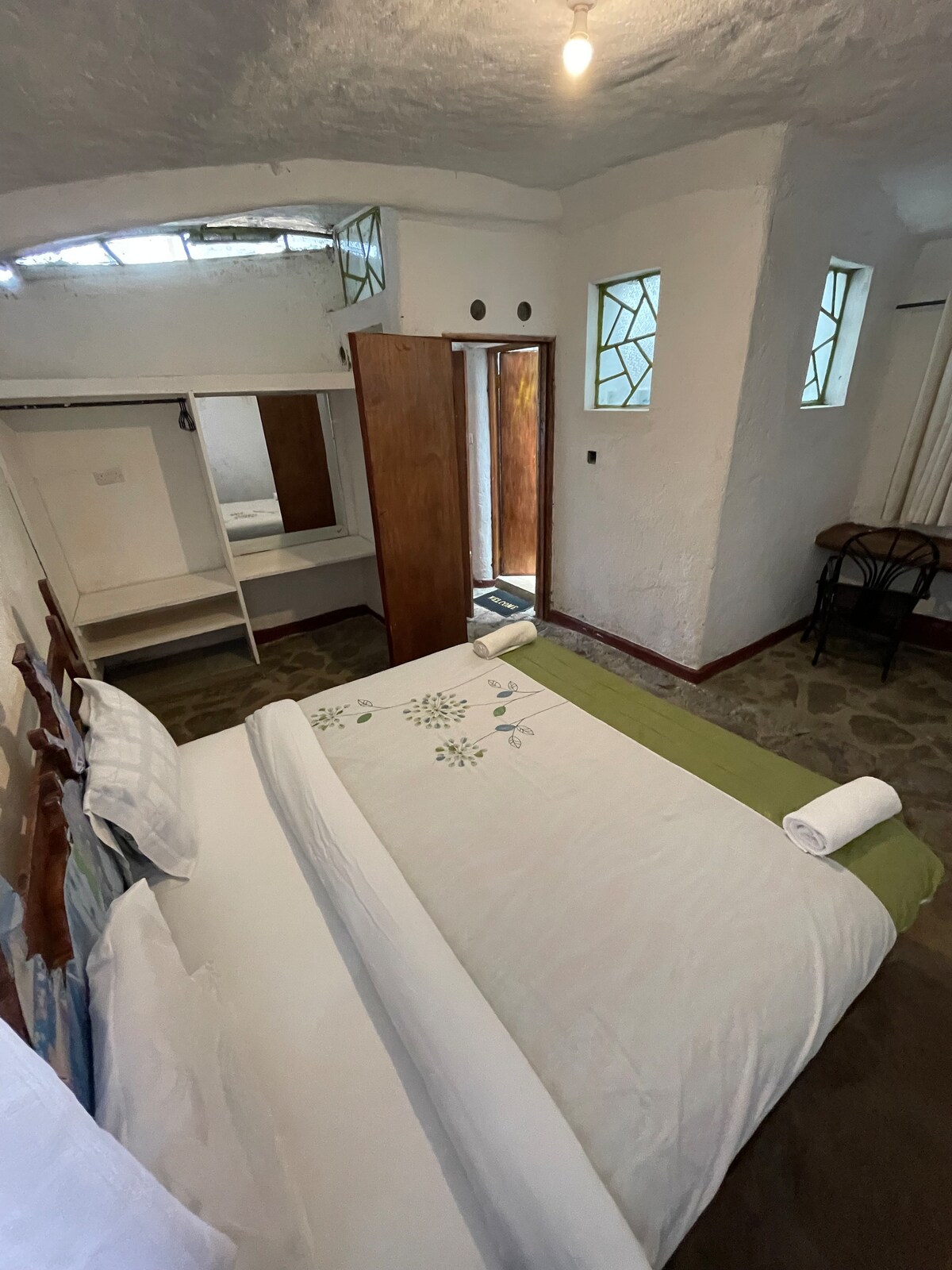 Underground Cave Small – 1BR, with a Pool — photo 7