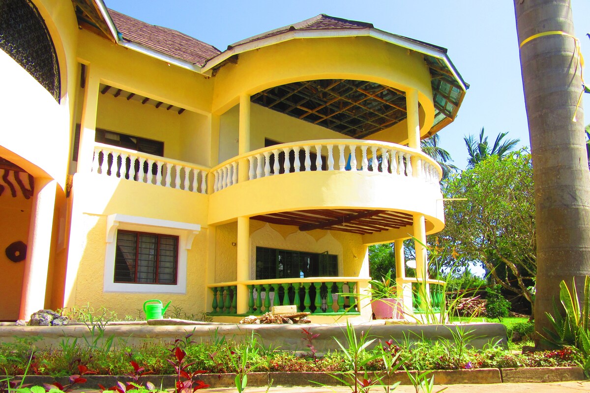 Villa Parrot — photo 4