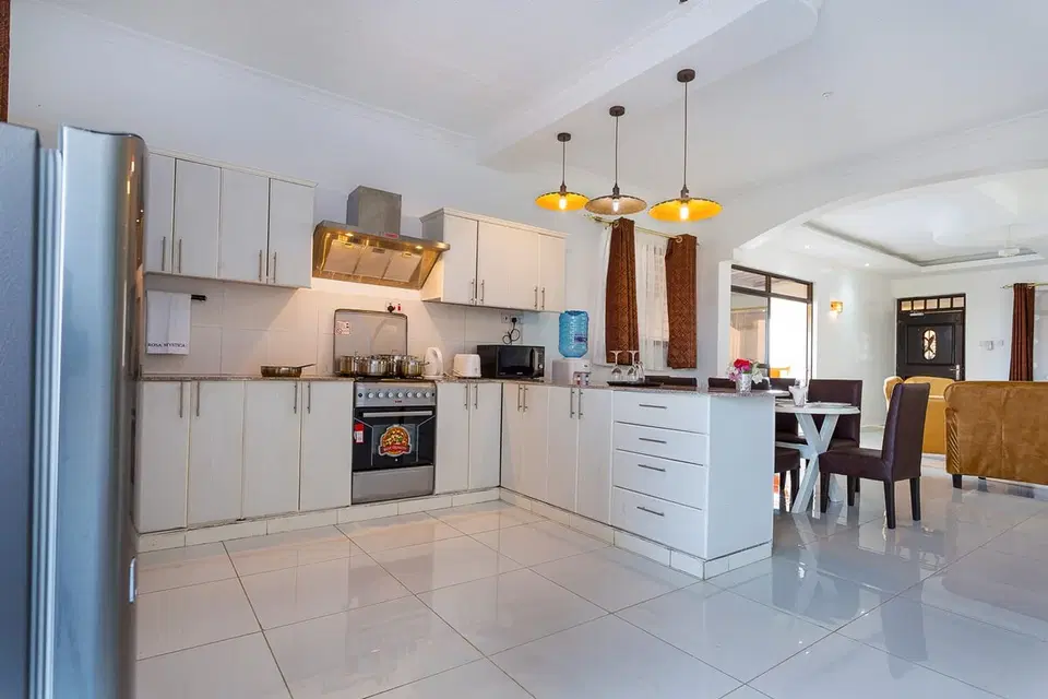 2BR Apartment near the Beach and Malls, Diani — photo 10