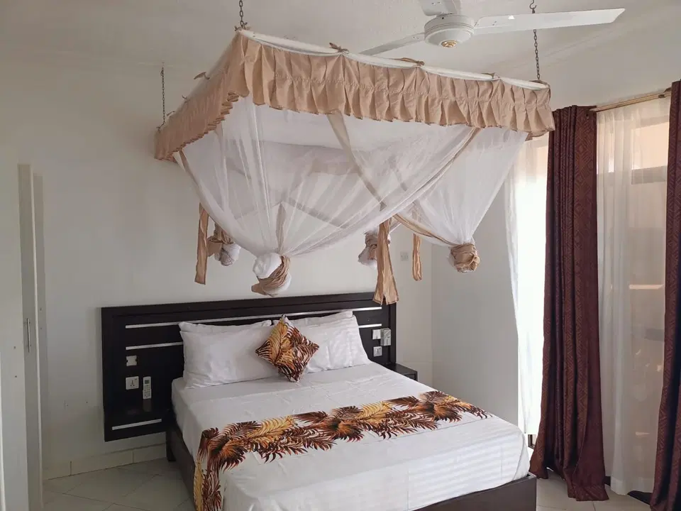 2BR Apartment near the Beach and Malls, Diani — photo 12