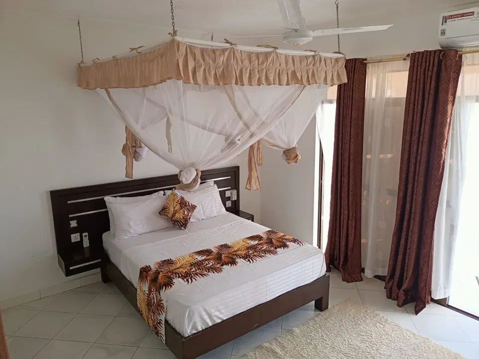 2BR Apartment near the Beach and Malls, Diani — photo 8
