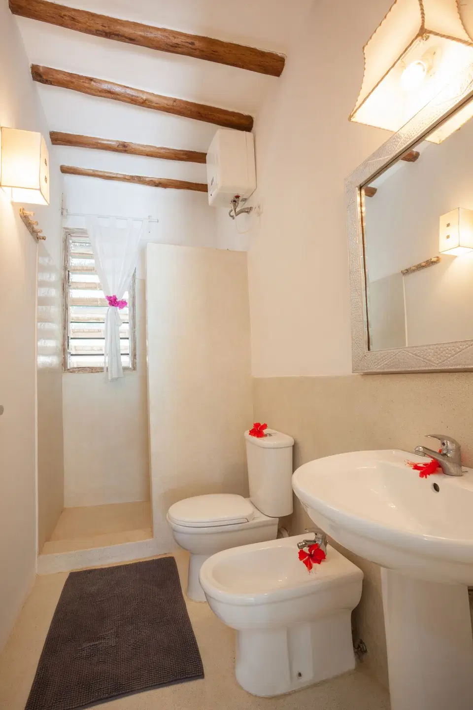 Stunning 4BR – 5 Minutes to the Beach — photo 13