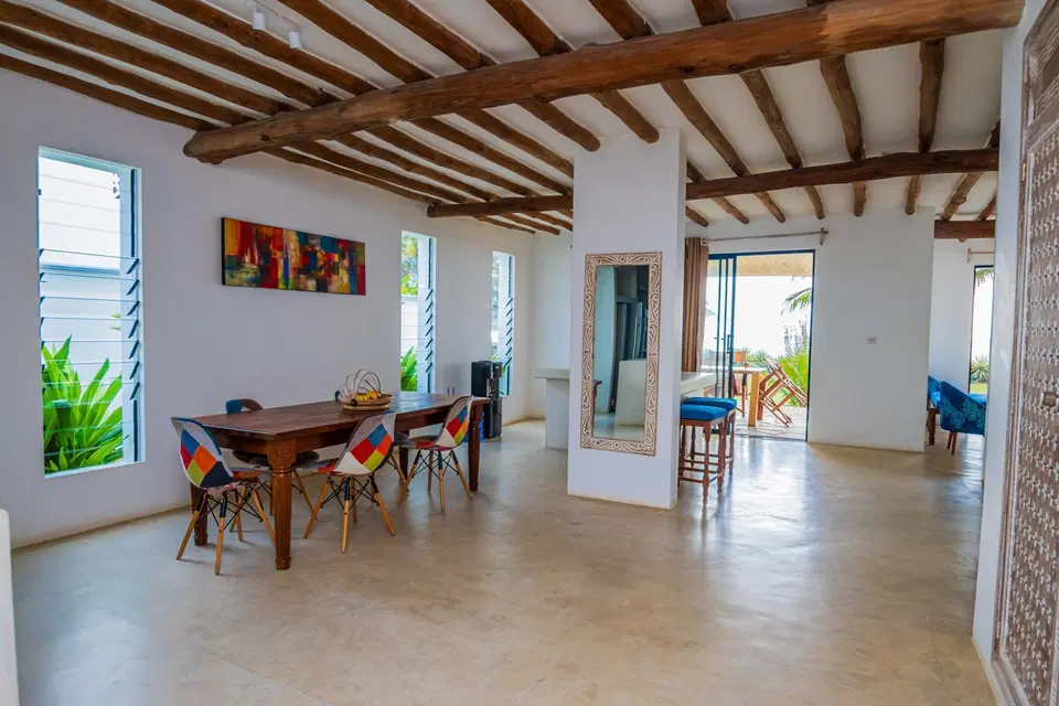 Ahadi Beachfront Villa — photo 12