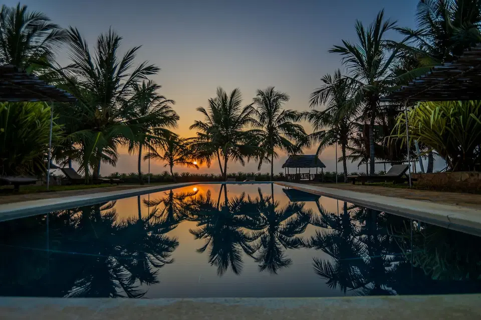 Ahadi Beachfront Villa — photo 4