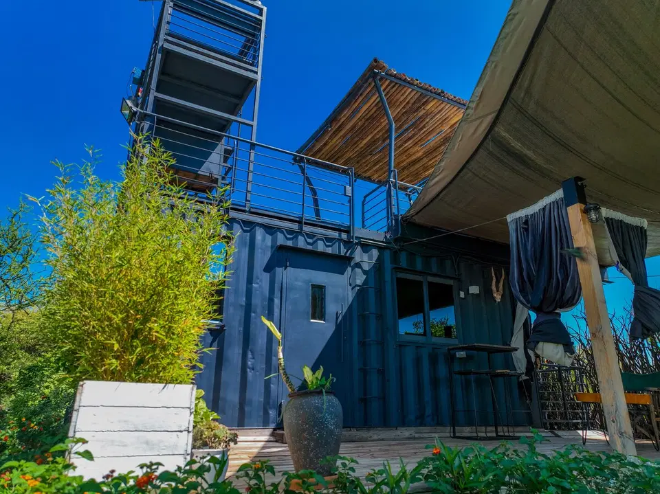 Off-Grid Container Lodge | 1BR Stay, Saikeri photo 2