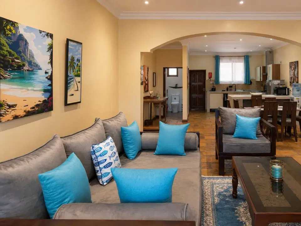 Poolside Apartment | 2BR with Balconies, Diani photo 3