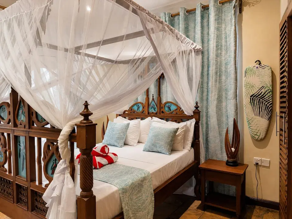 Poolside Apartment | 2BR with Balconies, Diani photo 5