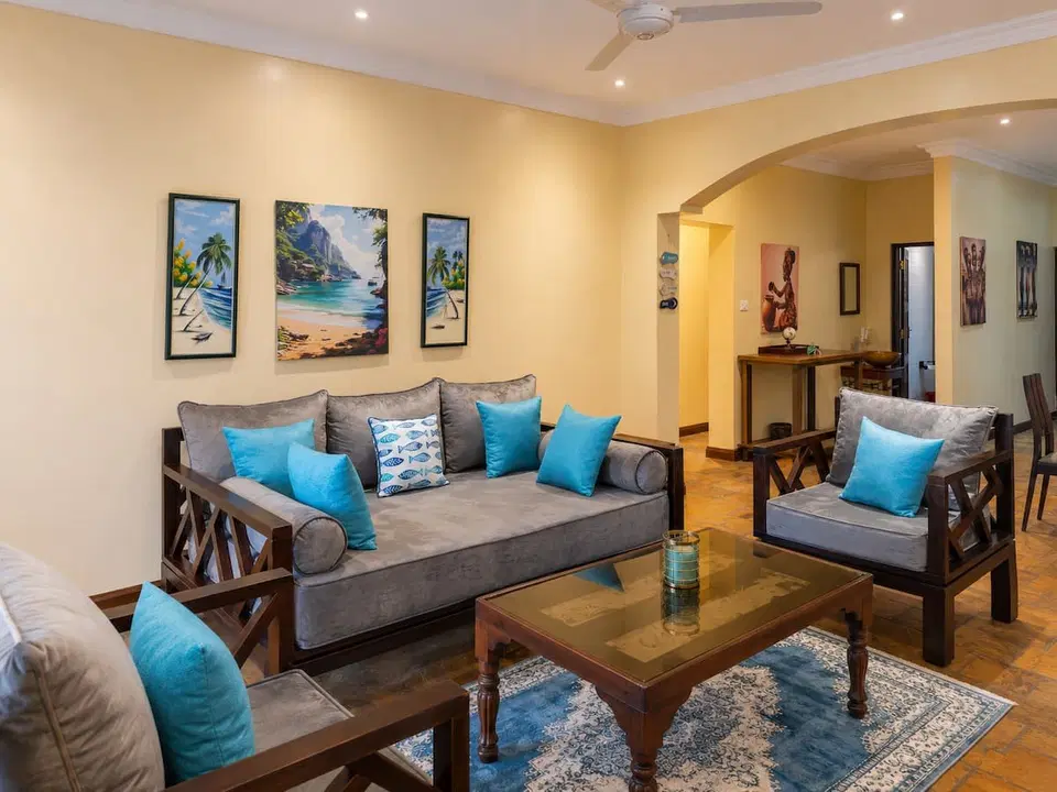 Poolside Apartment | 2BR with Balconies, Diani photo 7