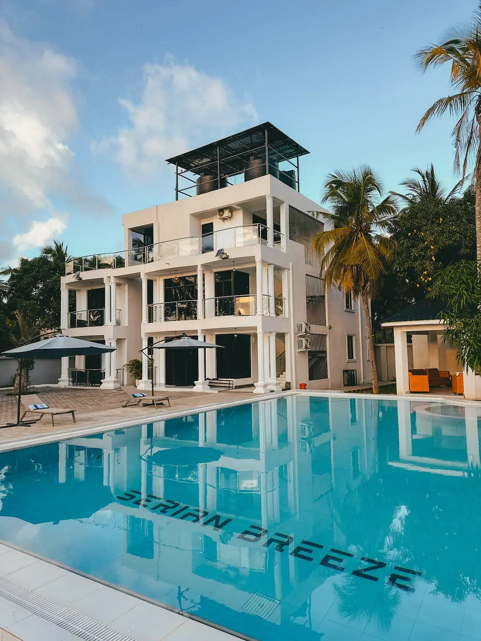 Family Pool Villa | 6BR Stay, Diani photo 1