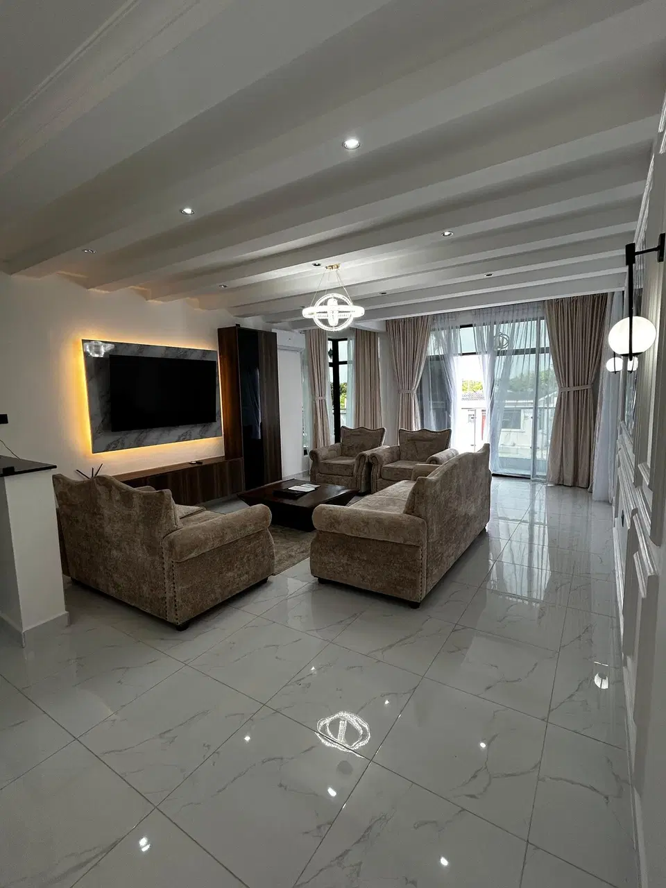 Family Pool Villa | 6BR Stay, Diani photo 14