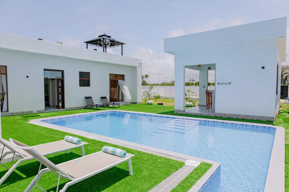 Private Pool Villa | 4BR Stay, Diani photo 4