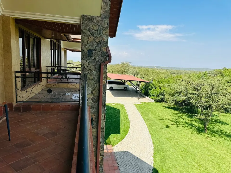 Private Pool Retreat | 5BR Home, Naivasha photo 13