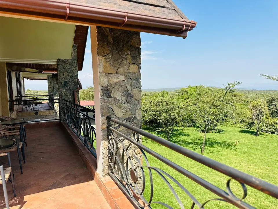 Private Pool Retreat | 5BR Home, Naivasha photo 14