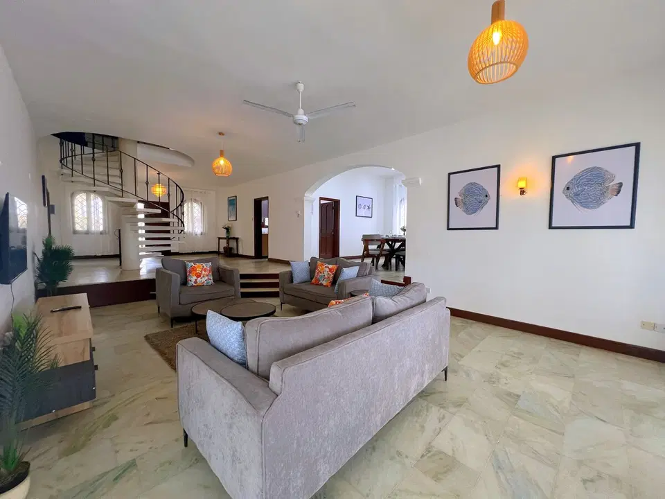 Stunning 5bdr Oceanfront Villa, Pool, AC, Sunsetview photo 11