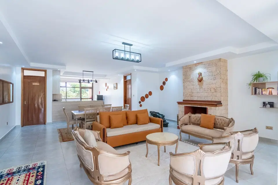 Luxury Group Villa | 7BR with Pool, Nanyuki photo 6