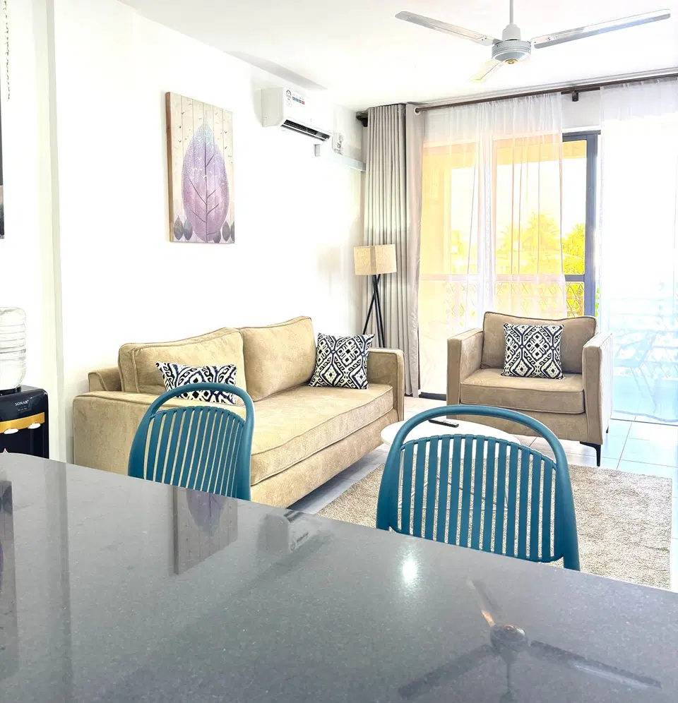 Luxury, 2BR, Gym, Pool, Beach, Parking, Secure, Minimart photo 10