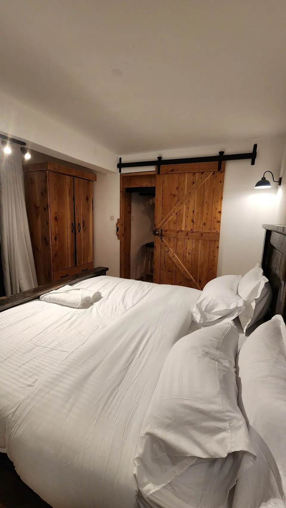 Hilltop Lake View Villa | 3BR Stay, Elementaita photo 15