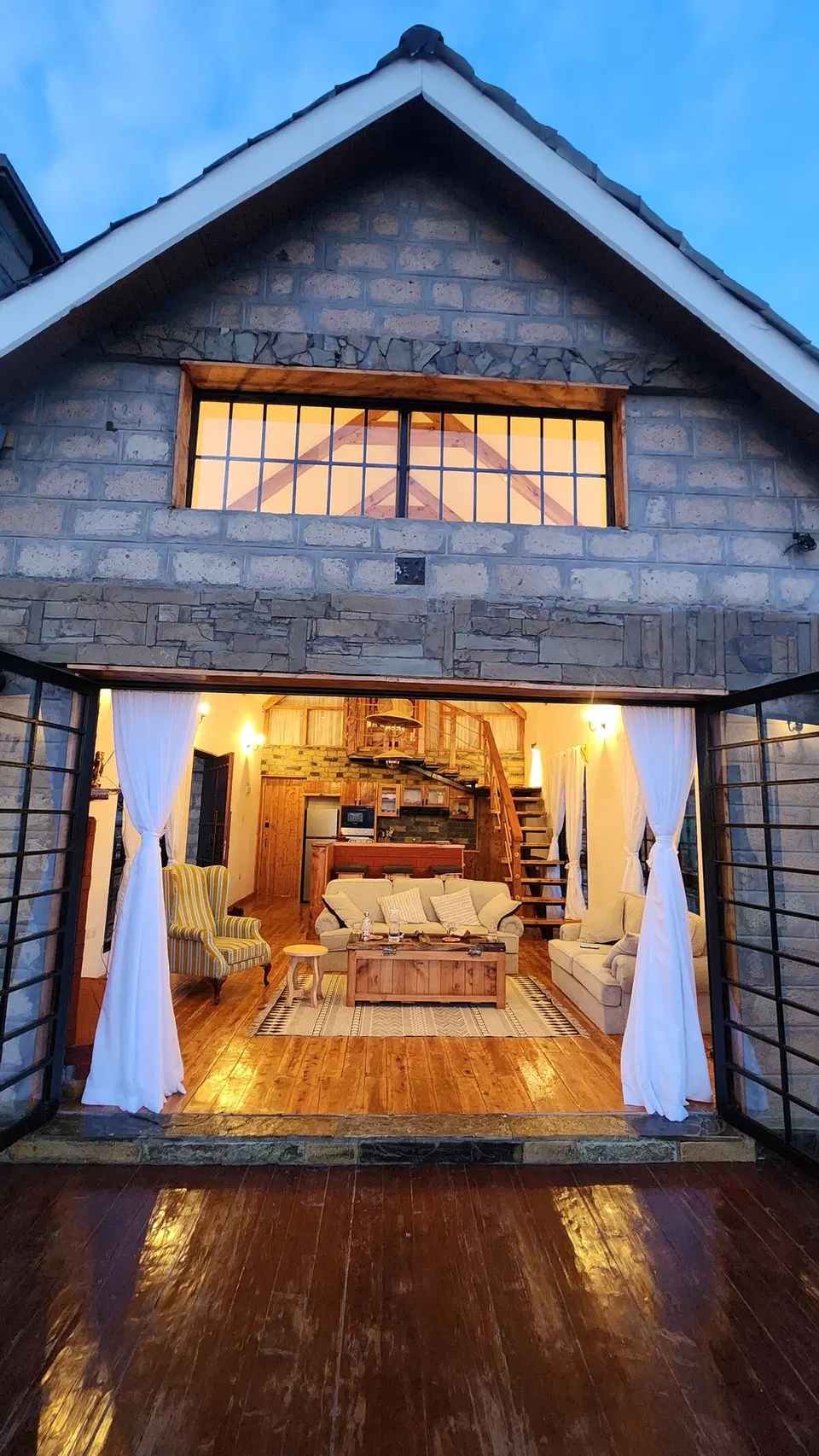 Hilltop Lake View Villa | 3BR Stay, Elementaita photo 2