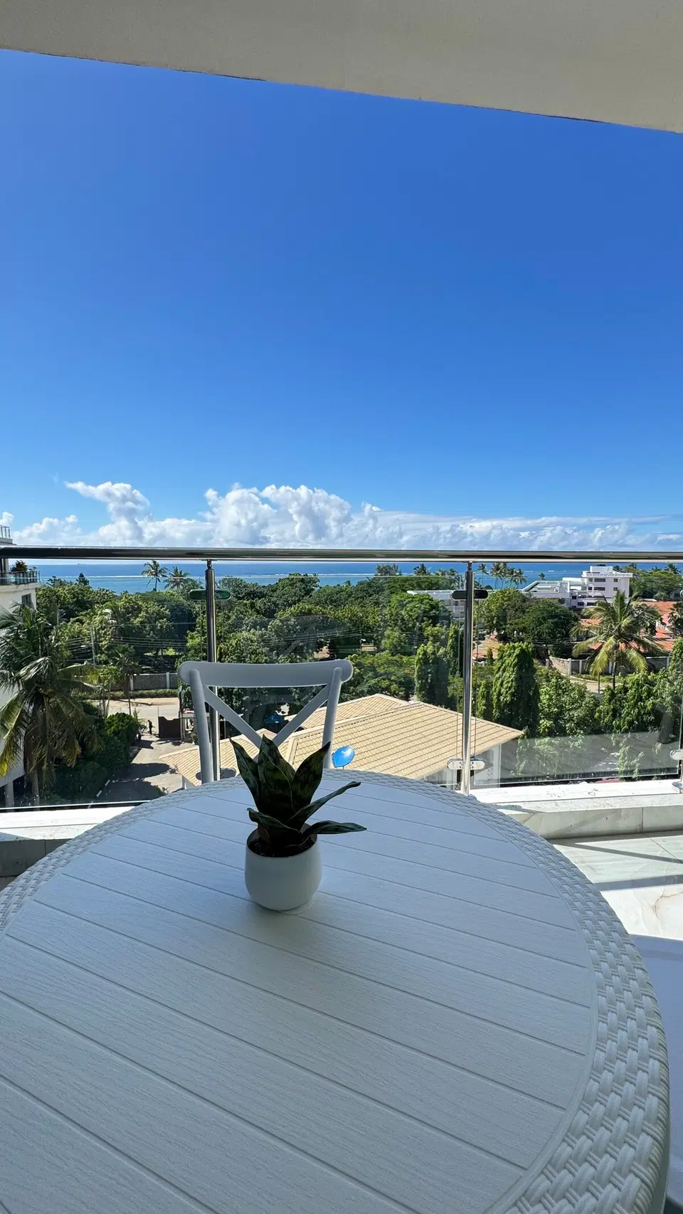 Premium 3 bedroom Ocean View near beach and malls photo 8