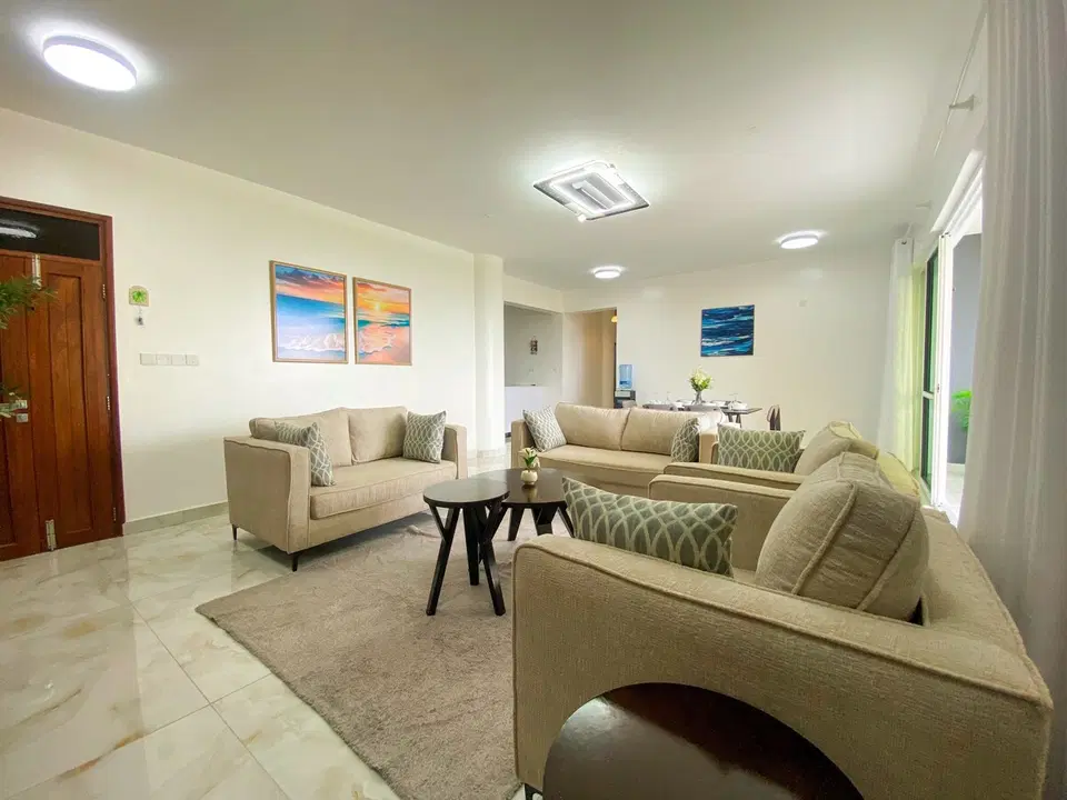 Luxury 2BR Apartment, Seaview near beach and Malls photo 14