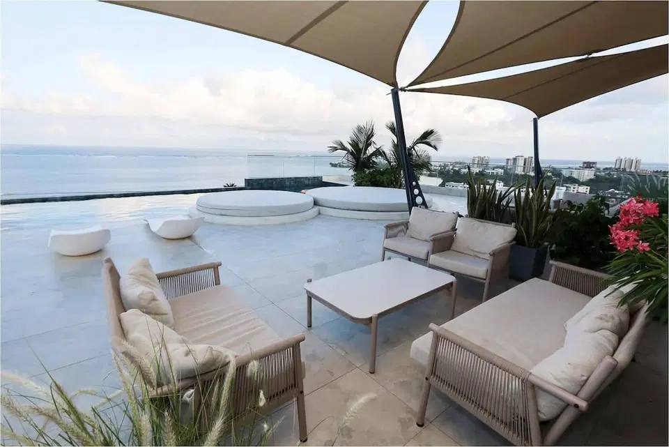 Evoque | 11Th Floor Beach Residence by Zuru Nasi photo 4